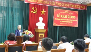 NGƯT.TS. Vũ Thanh Xuân - Phó Giám đốc Học viện phát biểu tại Lễ khai giảng