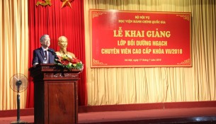 NGƯT. TS Vũ Thanh Xuân- Phó Giám đốc học viện phát biểu tại buổi Lễ khai giảng