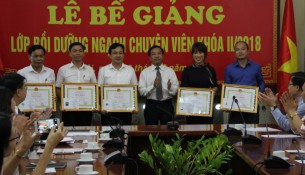 Các học viên đạt thành tích cao trong học tập