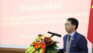 PGS.TS. Lương Thanh Cường – Phó Giám đốc Học viện phát biểu tại Lễ khai giảng