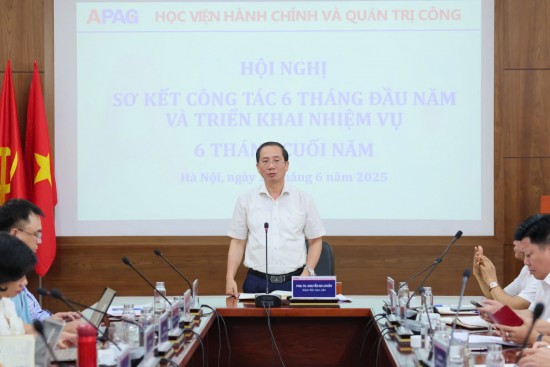 PGS. TS. Nguyễn Bá Chiến, Giám đốc Học viện phát biểu khai mạc