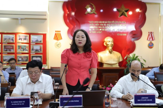 ThS. Nguyễn Thị Phong Lan, Quyền Chánh Văn phòng báo cáo tổng kết