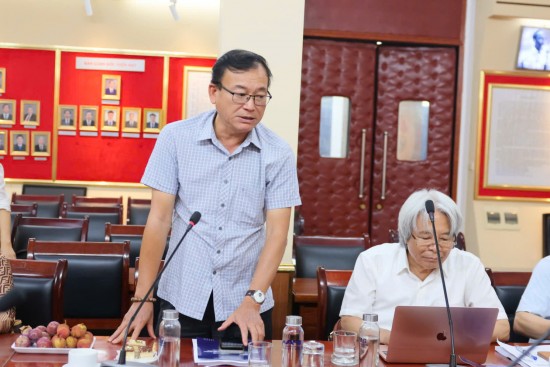 PGS. TS. Nguyễn Quang Tuyến, Trưởng khoa kinh tế Trường Đại học Luật Hà Nội phát biểu
