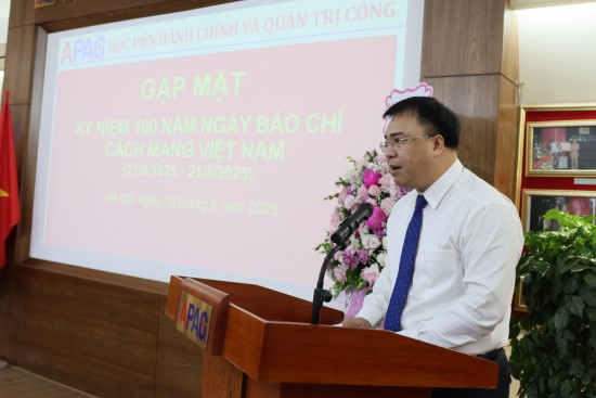 GS. TS Nguyễn Quốc Sửu , Phó Giám đốc Học viện phát biểu khai mạc